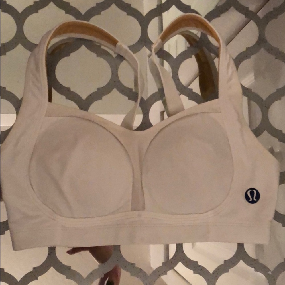 Lulu lemon sports bra